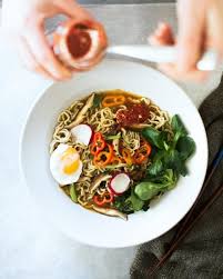 Easy Vegetarian Ramen A Couple Cooks Recipe Vegetarian Ramen Vegetarian Soup Recipes Whole Food Recipes