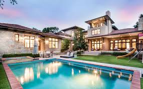 While the region consists primarily of high end residences, it also offers a few pockets of smaller homes. Search Austin Luxury Real Estate Homes For Sale Estate Homes Luxury Real Estate Residential Real Estate