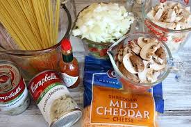 Get this keto chicken, mushroom and kale casserole recipe here. Chicken Spaghetti Casserole Recipe Girl