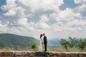 Golden Horseshoe Inn A Blue Ridge Mountains Virginia Wedding Venue Mountain Wedding Photos Virginia Wedding Venues Mountain Wedding Venues
