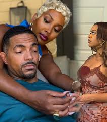 So far Amber's "friends" seem odd.