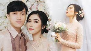 Entdecke rezepte, einrichtungsideen, stilinterpretationen und andere ideen zum ausprobieren. Angkat Tema Klasik Isyana Sarasvati Dan Rayhan Maditra Bagikan 5 Potret Romantis Prewedding Halaman 3 Tribun Ternate