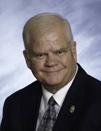 Gary Looney's Instagram, Twitter & Facebook