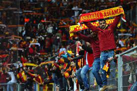 In the meantime, both the clubs participated in the istanbul football league which was inaugurated in 1904. Chelsea Fan Stabbed During Violence Ahead Of Champions League Clash With Galatasaray Mirror Online