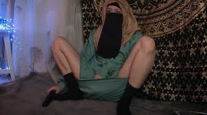 Horny Malaysian Muslim Girl Play with Sex Toy: Role Play Porn