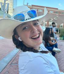 This is pretty awesome. I'm glad that The Punk Rock Farmer did a post  mentioning that Dr. Temple Grandin was named one of USA Todays Women of the  Year because I hadn't