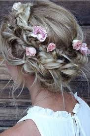 frisuren mit blumen hochzeitsfrisuren dirndl frisuren blumen frisuren