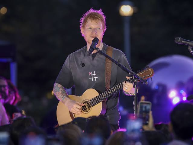 Ed Sheeran Loop Tour