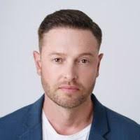 Dustin Poretskin, CFP®, Chartered SRI Counselor ™