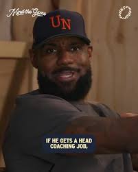 Steve Nash remplace JJ Reddick comme co-animateur de LeBron sur le podcast  Mind The Game. LeBron : "Si Steve décroche un poste d'entraîneur principal  après ça... On en a pas parlé avant les gars." 😄