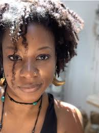 Amber Robles's Instagram, Twitter & Facebook