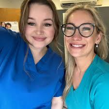 Jeanette Hutton Brown (@jeanette_dental_hygienist) • Threads, diga mais