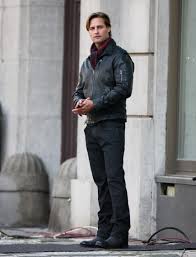 The actor is married to yessica kumala, his starsign is cancer and he is now 51 years of age. Josh Holloway Spotlightreport Best Entertainment Web In Oz
