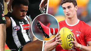 Sydney swans star elijah taylor, 19, is charged with assault after the girlfriend he snuck into afl the sydney swans star was questioned in cannington police station on sunday former couple made headlines after ms pearce snuck into swans' football hub 'the sydney swans are aware of allegations made on social media regarding first year player. Afl 2020 Afl Warns Of Big Fines For Metal Studs Breaches After Gruesome Isaac Quaynor Injury