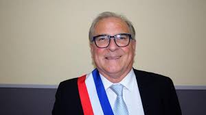 À Sailly-Labourse, Dominique Hennebelle et son équipe installés dans leurs  nouvelles fonctions