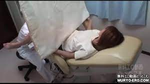 ワイセツ婦人科医の過剰診察記録 #File06-C ～22歳若妻H・Mさんの妊娠検査～ 内診台診察編 - XVIDEOS.COM