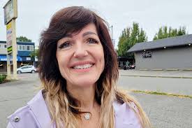 Aldergrove businesses roll out red carpet for guests coming to Cruise-In