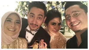 Begini Penampilan Omesh dan Dian Ayu Lestari saat Jadi MC di Pernikahan  Syahnaz