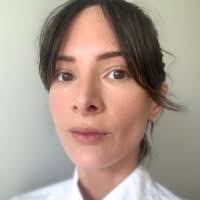 Flossie Wagner's Instagram, Twitter & Facebook