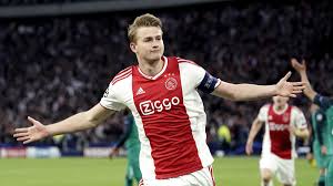 The juventus defender was dismissed 10 minutes. Matthijs De Ligt Fc Barcelona Und Fc Liverpool Hoffen Auf Ajax Juwel Eurosport