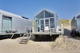 In exklusiver lage mit direktem zugang zum strand, ist dieses anwesen eine. Missbbontour Ein Ferienhaus Am Strand In Den Landal Strandhausern Julianadorp Missbonn E Bonn E