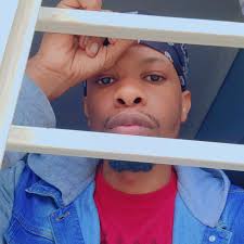 Champ x Challenger 🏆 🐺 Dricus Du Plessis and Khamzat Chimaev bump into  each other 👀 #UFC319