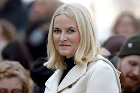 August 2001 in oslo das jawort gegeben. Mette Marit Von Norwegen Erstes Foto Nach Operation Gala De