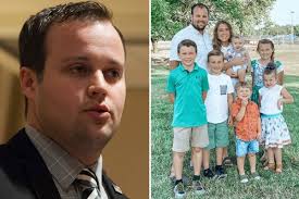 Former 19 kids and counting star josh duggar is in big trouble with the law. Josh Duggar Ordered To Pay Thousands In Real Estate Lawsuit As He Lives In Jim Bob S Warehouse With Wife And Six Kids