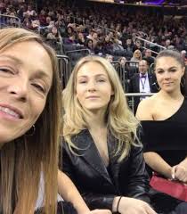 Fans Group of Dr. Oakley, Yukon Vet