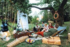 Las 25 ideas más bonitas para celebrar un picnic en el campo
