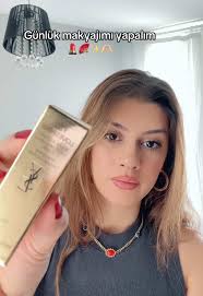 Christian Laurent Botulin Revolution