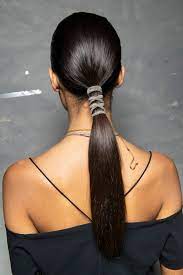 Jul 14, 2018 · scopri le acconciature per capelli lunghi lisci più di tendenza, sciolte, raccolte o semiraccolte, guarda la gallery con le pettinature delle celebrità. 20 Acconciature Capelli Lunghi Lisci Vogue Vogue Italia