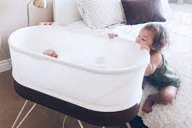 Es kann mit dem namen ihrer kind ot puppe personalisiert werden. Das Smarte Bett Snoo Wiegt Babys Automatisch In Den Schlaf