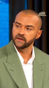 Ghostface himself introduces Dylan Minnette, Mason Gooding, Mikey Madison,  Jasmin Savoy Brown, and Sonia Ammar to Drew for Scream Movies tidbits, like  how none of them knew the ending while filming, how