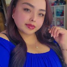 I had a chance to make my first visit to the legendary Pepe's Bakery,