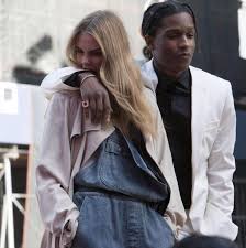 Benedetta porcaroli (born june 11, 1998) is an italian actress. Pin De Queentyyy Em I C O N S Looks Icone Crua