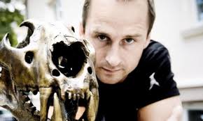 Violin sonata in a major, fwv 8: Daniel Franck In A Heavy Snowboard Accident Hasted To The Hospital With A Broken Neck