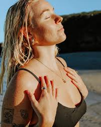 Savannah Childs's Instagram, Twitter & Facebook