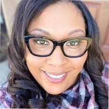 Daphnee Beaubrun's Instagram, Twitter & Facebook