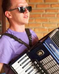 Chora Sanfona! #foto #acordeon #sanfona #brasil #mpb #musicabrasileira  #musicista #musician #acordeonista