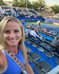 ✨ September celebrates the anniversary of my blooming romance with tennis  🎾 Two years ago will always be that memorable turning point in life.  Perfect weather ☀️ good health 💪 travel adventures