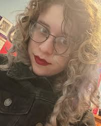 Tabatha Shelby's Instagram, Twitter & Facebook