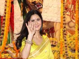 Katrina Kaif: Star-Studded Durga Puja: Katrina Kaif Dazzles In Yellow Saree,  Rani & Kajol Twin In Gold - Glamour Meets Tradition: A Closer Look At  Bollywood's Durga Puja Celebration | The Economic