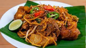 The dish is hot and spicy, and is a pleasant experience for 9. Mee Goreng Mamak Daging Ori Style Penang Sedap Sungguh Baq Hang Youtube