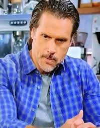 Actor signs new contract with the young and the restless