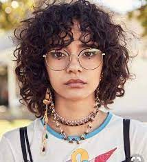 There is a real fact that natural essential oils have amazing abilities to grow new hair. 10 Latest Fringe Hairstyles For Round Face Women Styles At Life