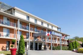 You are checking availability for the best western plus pastures hotel. Best Western Park Hotel Geneve Thoiry