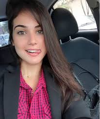 • por otro lado, claudia lópez grita a los cuatro vientos la consulta anticorrupción; Ana Claudia Lopes Belleza Mujer Mujer Hermosa Fotos De Chicas Lindas