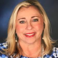 Louanne Grimes's Instagram, Twitter & Facebook