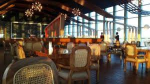 Manjakan selera di restoran terbaik kota makassar setelah melakukan berbagai tahap seleksi yang panjang oleh 12 dewan juri, akhirnya terpilih tiga besar the best restoran versi persatuan hotel,restoran indonesia (phri), cabang makassar dari 27 restoran yang dinilai. 20 Tempat Makan Malam Romantis Di Makassar Tempatwisataunik Com